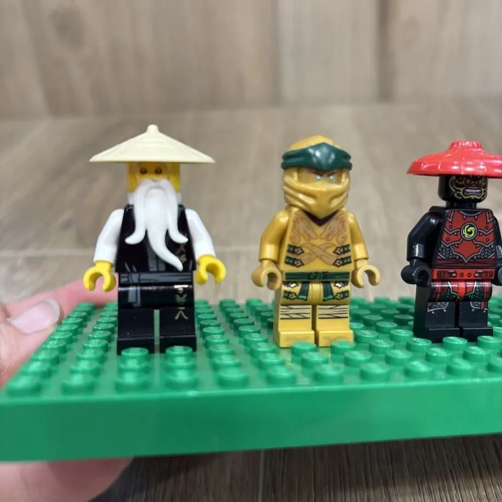 Lego Ninjago 71702 Minifigs Golden Ninja Lloyd, Wu, General Kozu, Stone Warrior - Picture 6 of 7